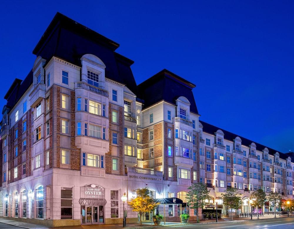 Hotel Commonwealth Boston Eksteriør billede The Village at Lake Park