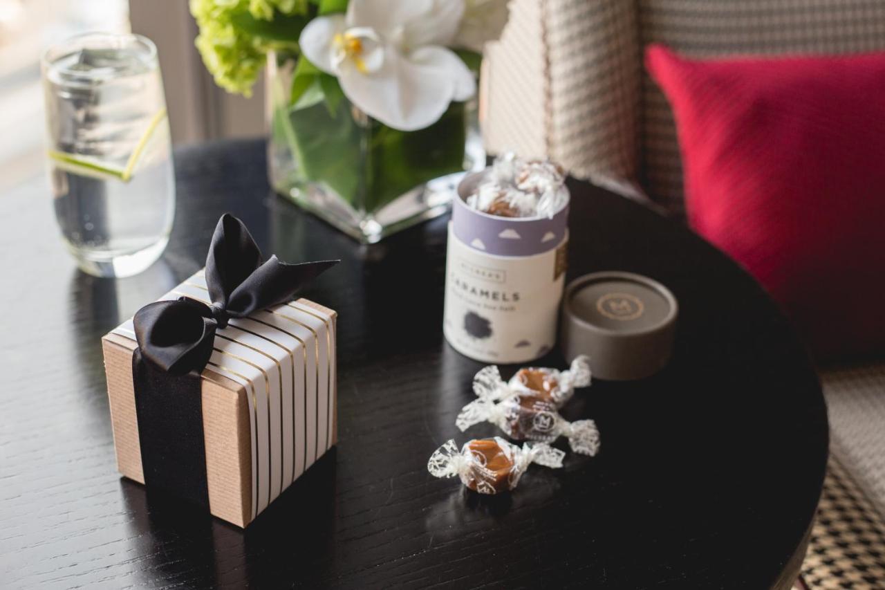 Hotel Commonwealth Boston Eksteriør billede A Jo Malone product