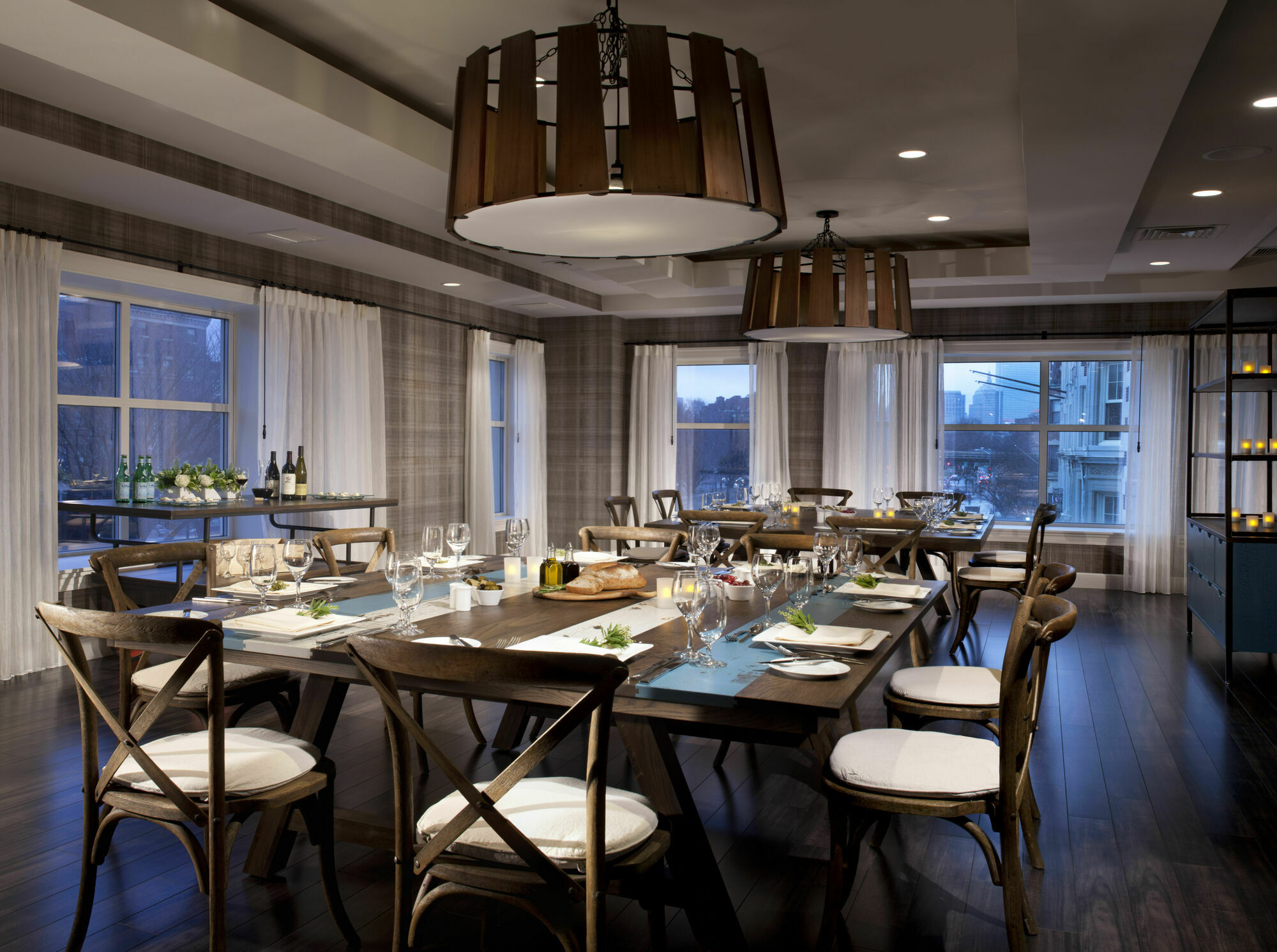 Hotel Commonwealth Boston Eksteriør billede The private dining room at the restaurant